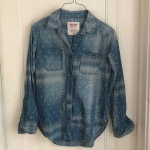 Button down patterned chambray mossimo xs